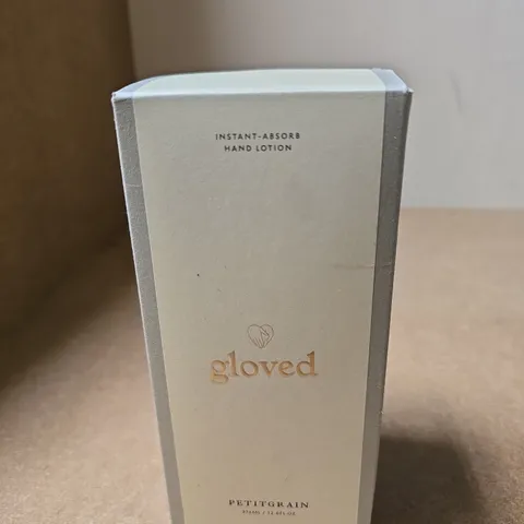 GLOVED INSTANT-ABSORBS HAND LOTION β PETITGRAIN, 375ML (BOXED)