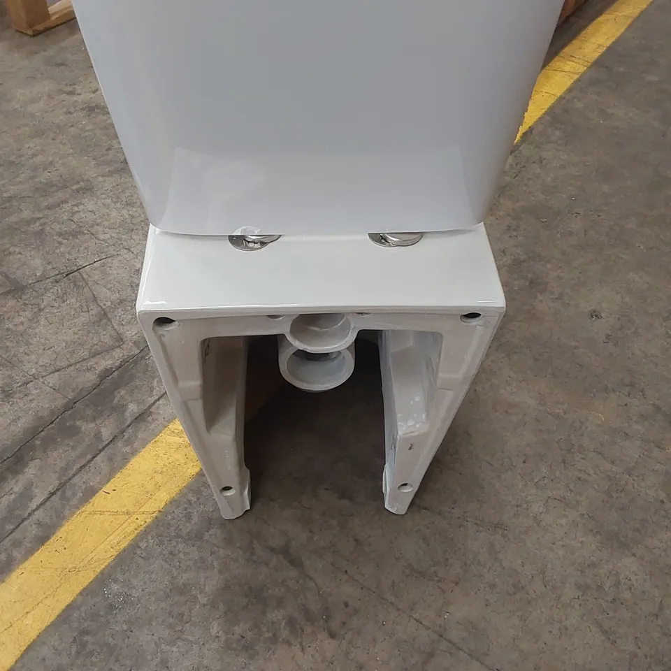 DEEP BTW SINGLE WC TOILET BASE