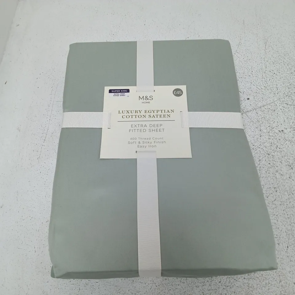 M&S LUXURY EGYPTIAN COTTON SATEEN EXTRA DEEP FITTED SHEET IN GREEN - SUPER KING 