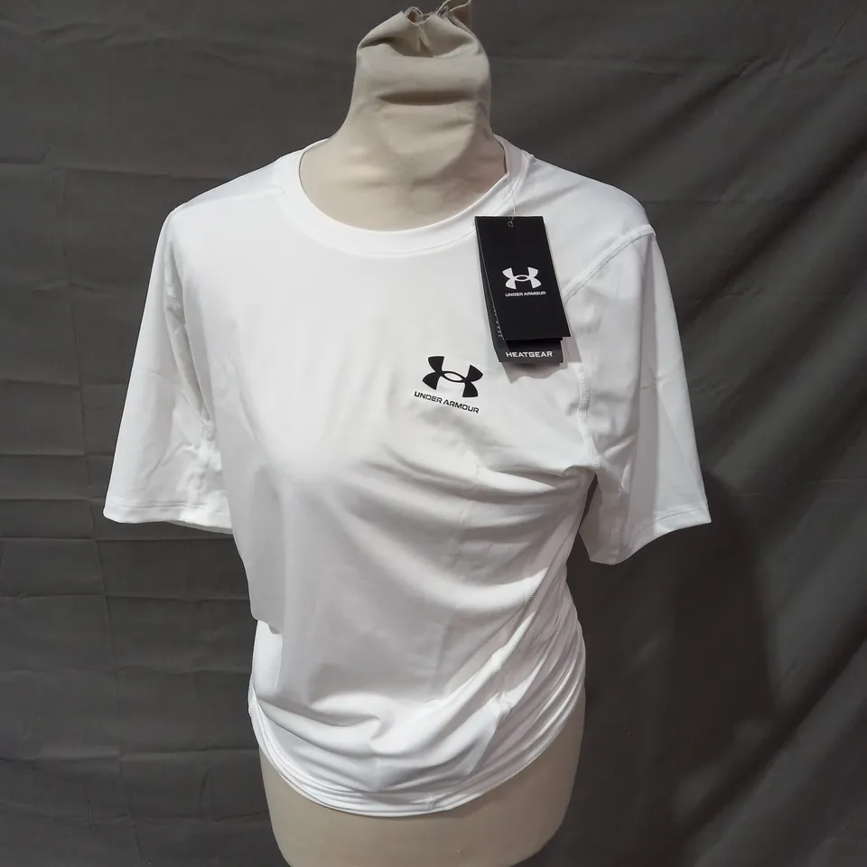 UNDER ARMOUR HEATGEAR T-SHIRT IN WHITE - LARGE