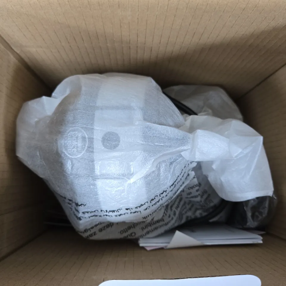 BOXED NESCAFE DOLCE GUSTO MINI ME AUTOMATIC COFFEE MACHINE