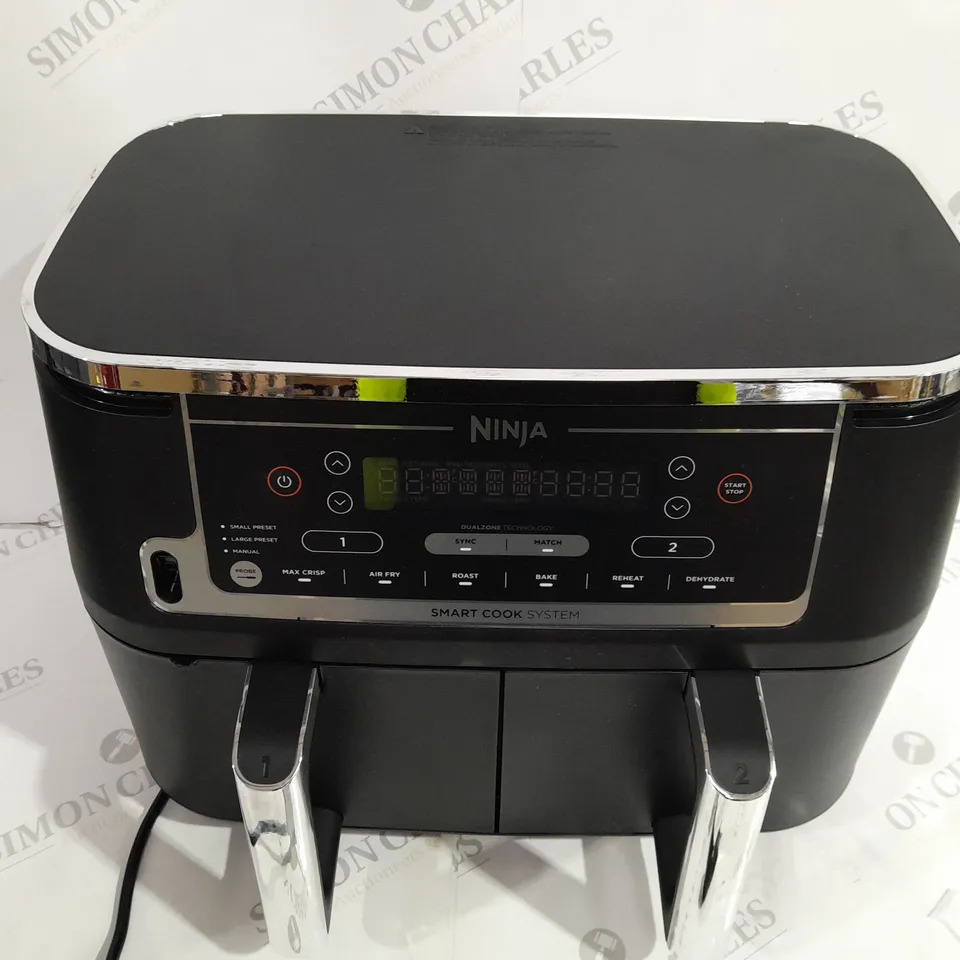 BOXED NINJA FOODI MAX 9.5L DUAL ZONE AIRFRYER AF451UK