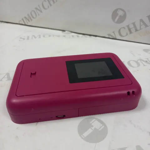 KODAK SMILE INSTANT PRINT DIGITAL CAMERA