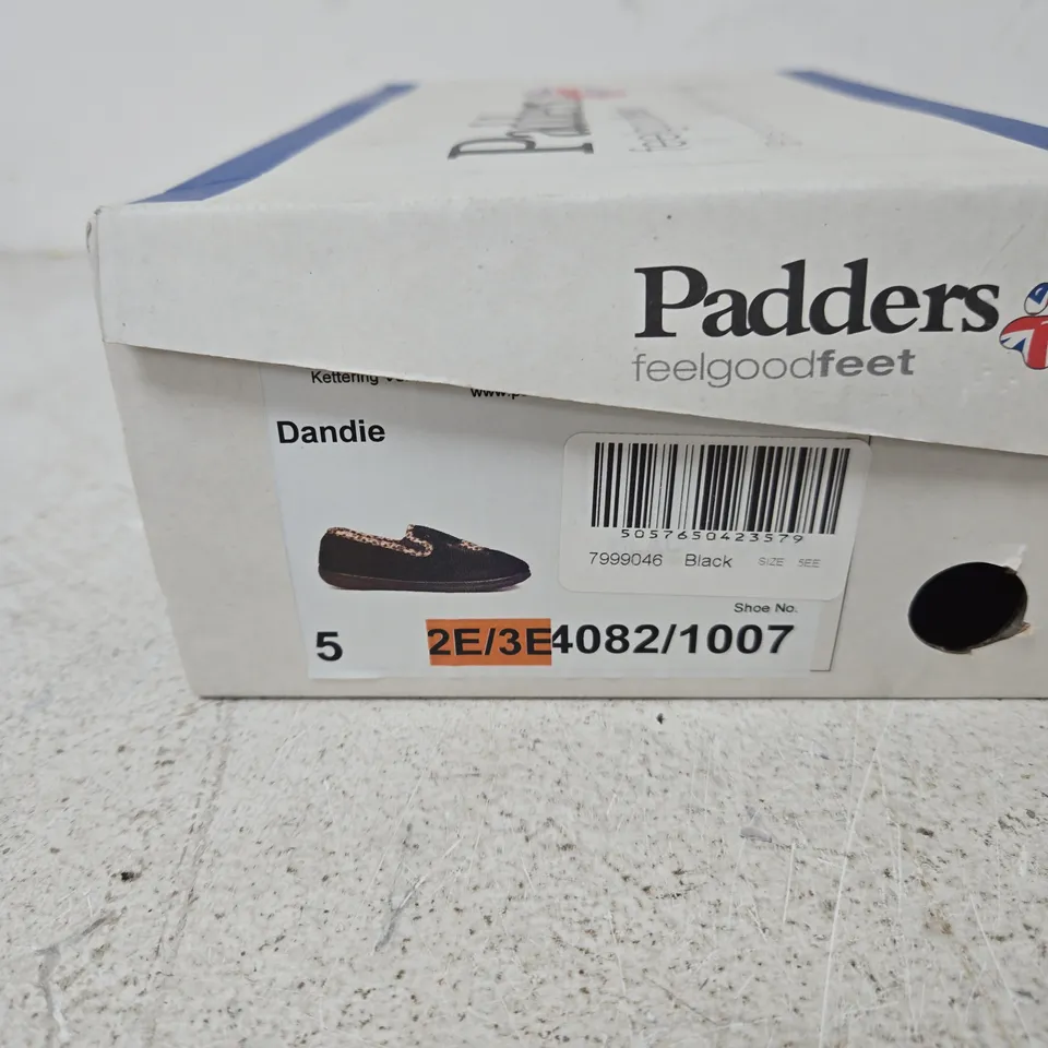 PADDERS DANDIE SLIPPERS – BLACK WITH LEOPARD PRINT TRIM, UK SIZE 5