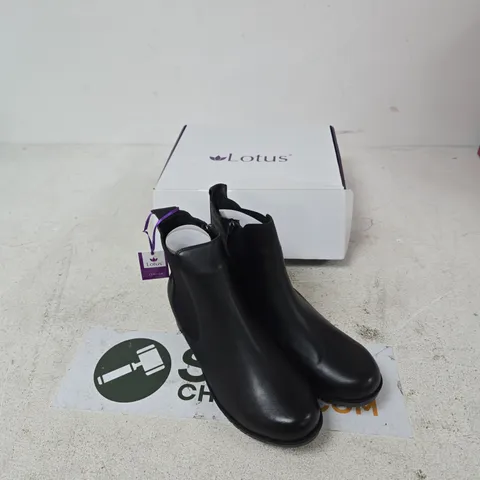 LOTUS DRESDEN ULB382 BLACK LEATHER CHELSEA BOOTS - UK 6 (EU 39)