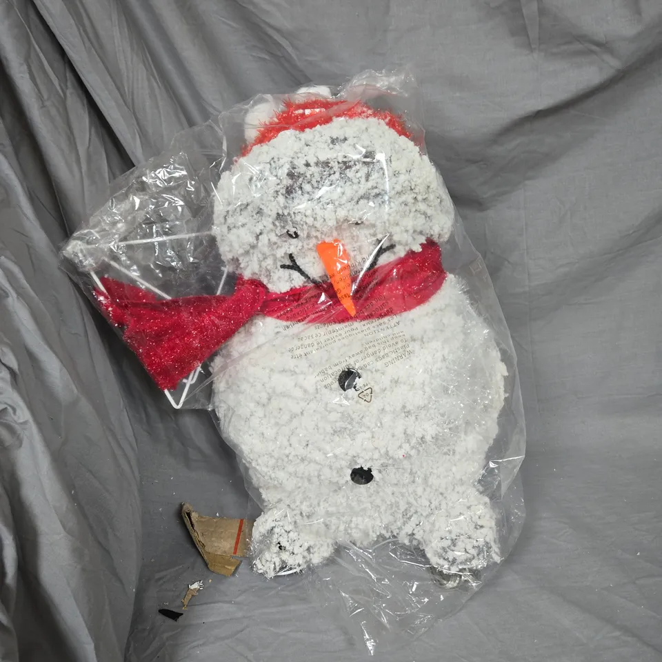 BOXED LIT SNOWY SNOWMAN FAMILY