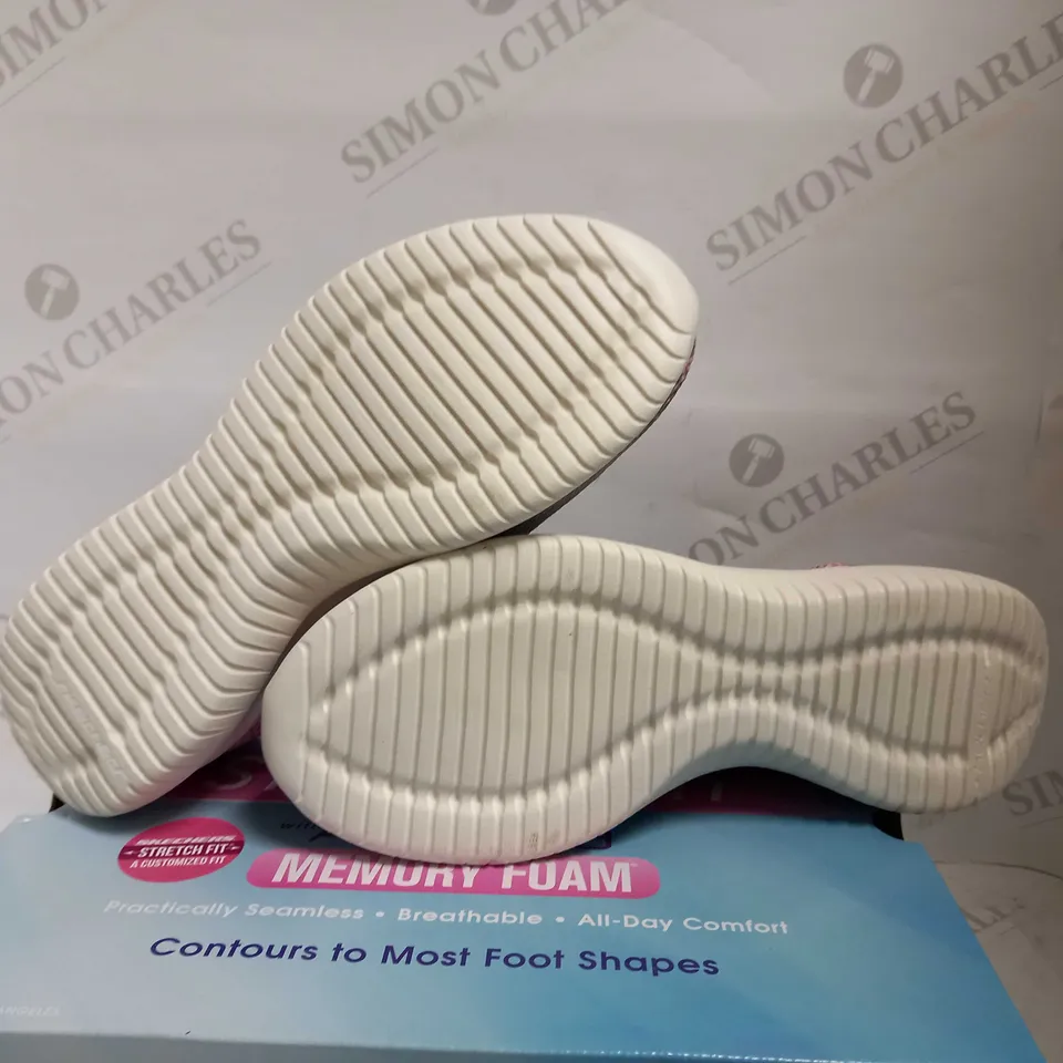 SKECHERS ULTRA FLEX GREY TRAINERS - UK SIZE 5