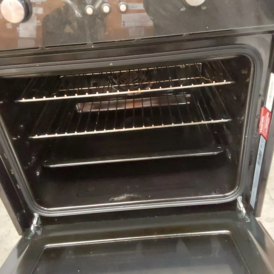 BOXED RUSSEL HOBBS RHEO7005B 70L BUILT IN MULTIFUNCTIONAL ELECTRIC FAN OVEN 