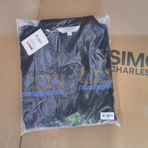 Box of approximately 10 assorted tamsy clothing items