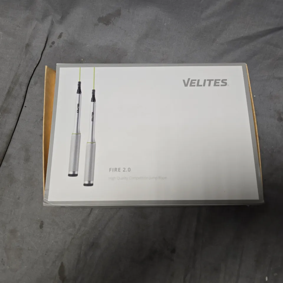 BOXED VELITES FIRE 2.0 COMPETITION JUMPING ROPE