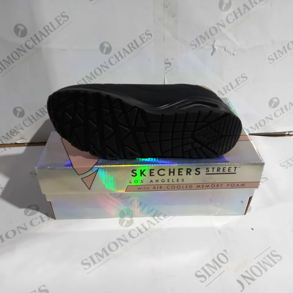 BOXED PAIR OF SKECHERS STREET SHOES IN BLACK/ROSE GOLD UK SIZE 6