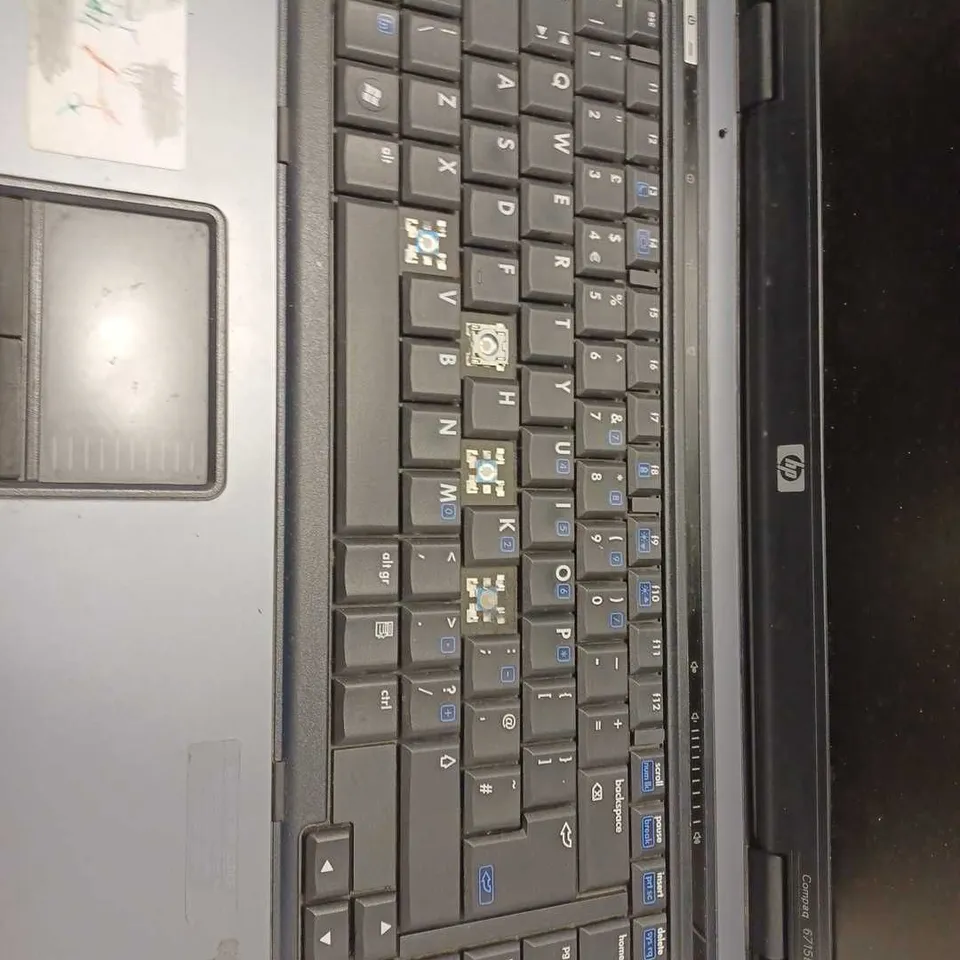HP COMAQ 6715B