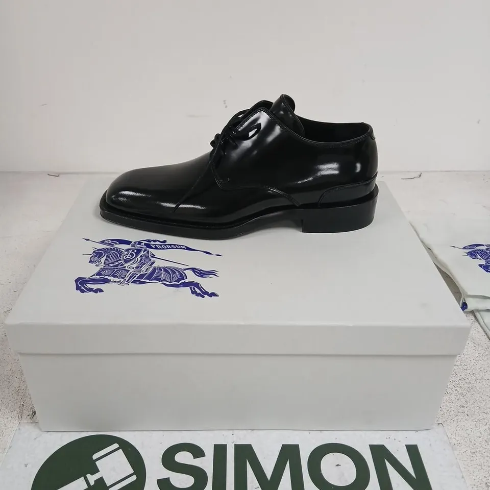 BURBERRY DERBY SHOES - BLACK LEATHER, UK 5 (EU 39)