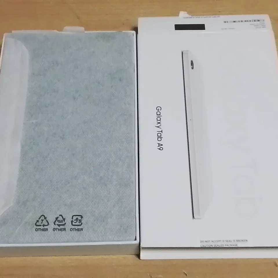 BOXED SAMSUNG GALAXY TAB AP IN SILVER - SM-X110