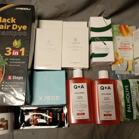 LOT OF APPROXIMATELY 26ASSORTED HEALTH AND BEAUTY ITEMS TO INCLUDE BLACK HAIR DYE, GIMMOR EYE ESSENCE AND Q+A COLLAGEN BODY OIL