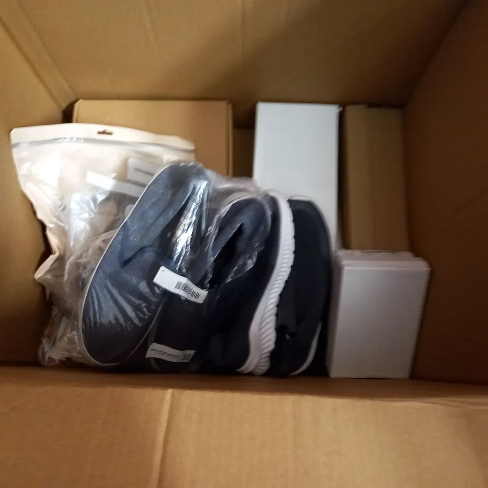 LOT OF APPROXIMATELY 25 ASSORTED PAIRS OF SHOES AND TRAINERS 
