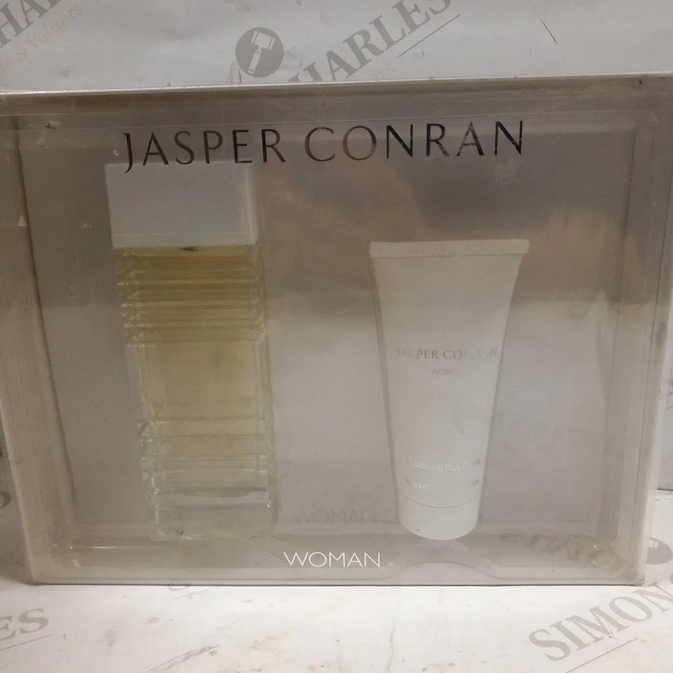 BOXED JASPER CONRAN WOMAN EAU DE PARFUM GIFT SET