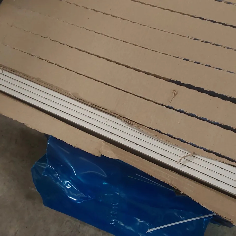 PALLET CONTAINING APPROXIMATELY 27x BOXES OF BRAND NEW 4pcs MINERAL NUDE STRUCTURED 60x60CM TILES