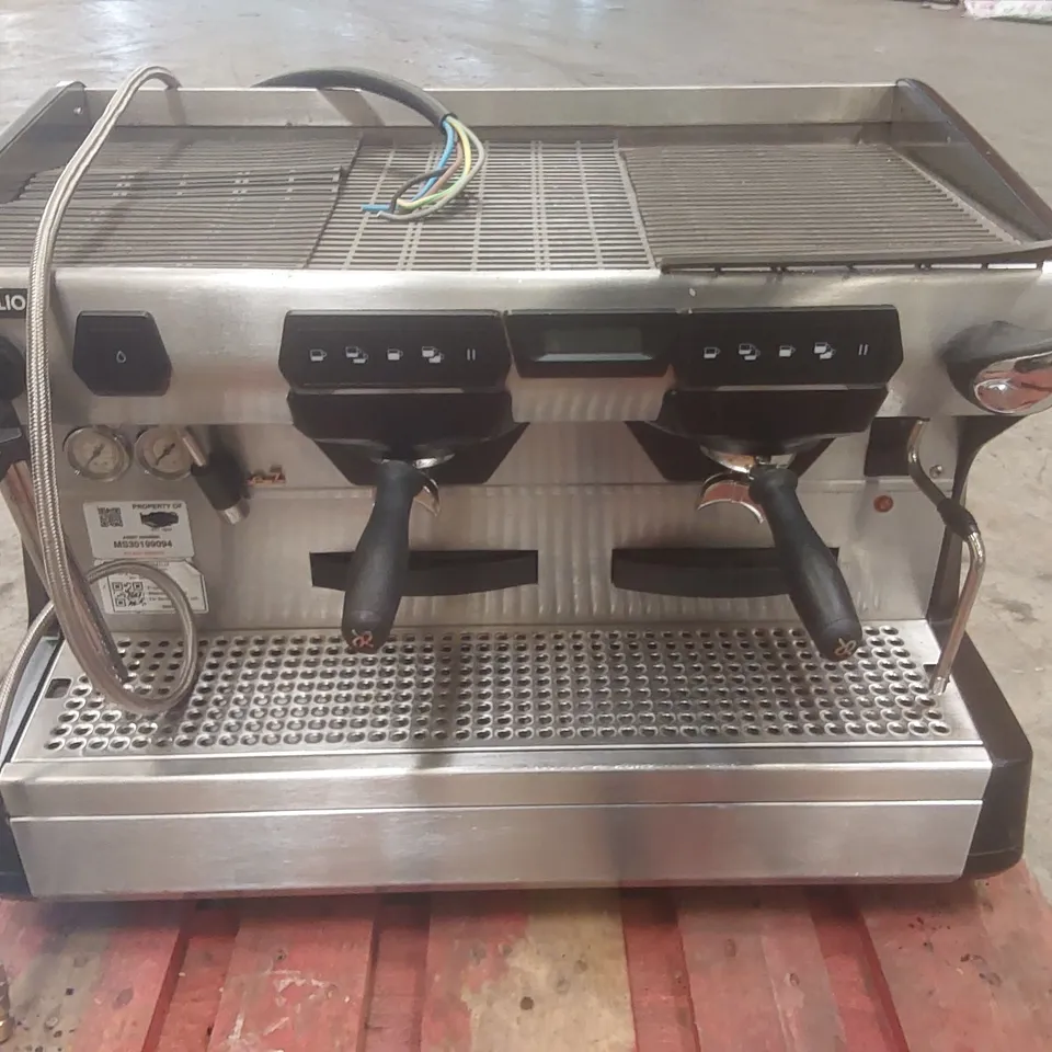 RANCILIO CLASSE 7 COMMERCIAL 2 GROUP COFFEE MACHINE