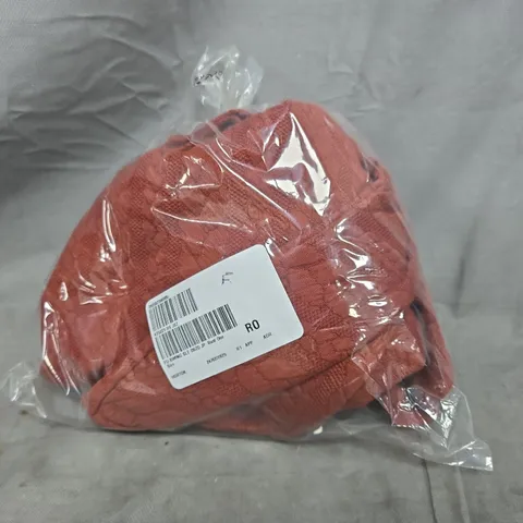 BAGGED FRANK USHER BATWING SLEEVE OVERSIZED CABLE JUMPER IN RUST ONE SIZE