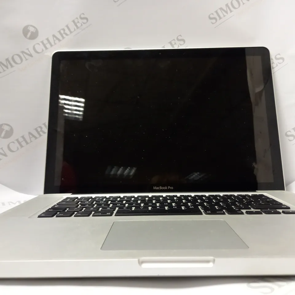 APPLE MACBOOK PRO A1286