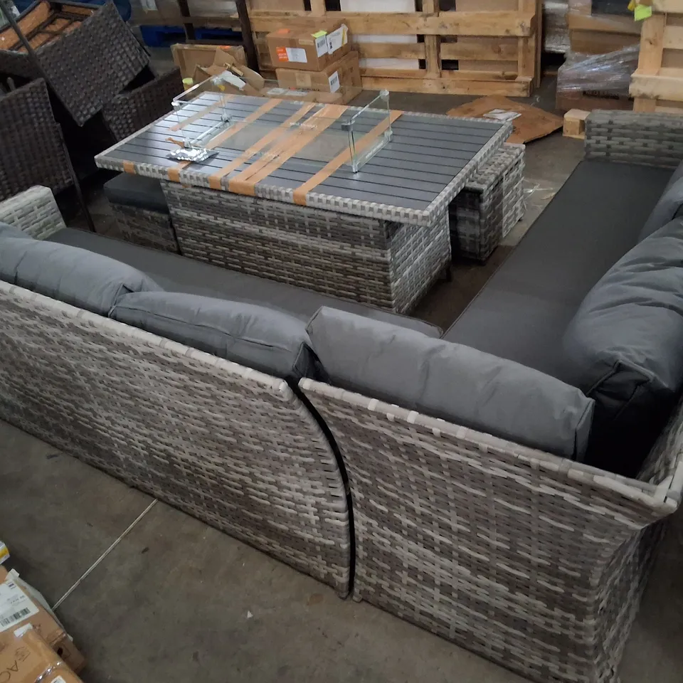 MIDLAND RECTANGULAR 9-PERSON 140CM LONG DINING SET WITH CUSHION