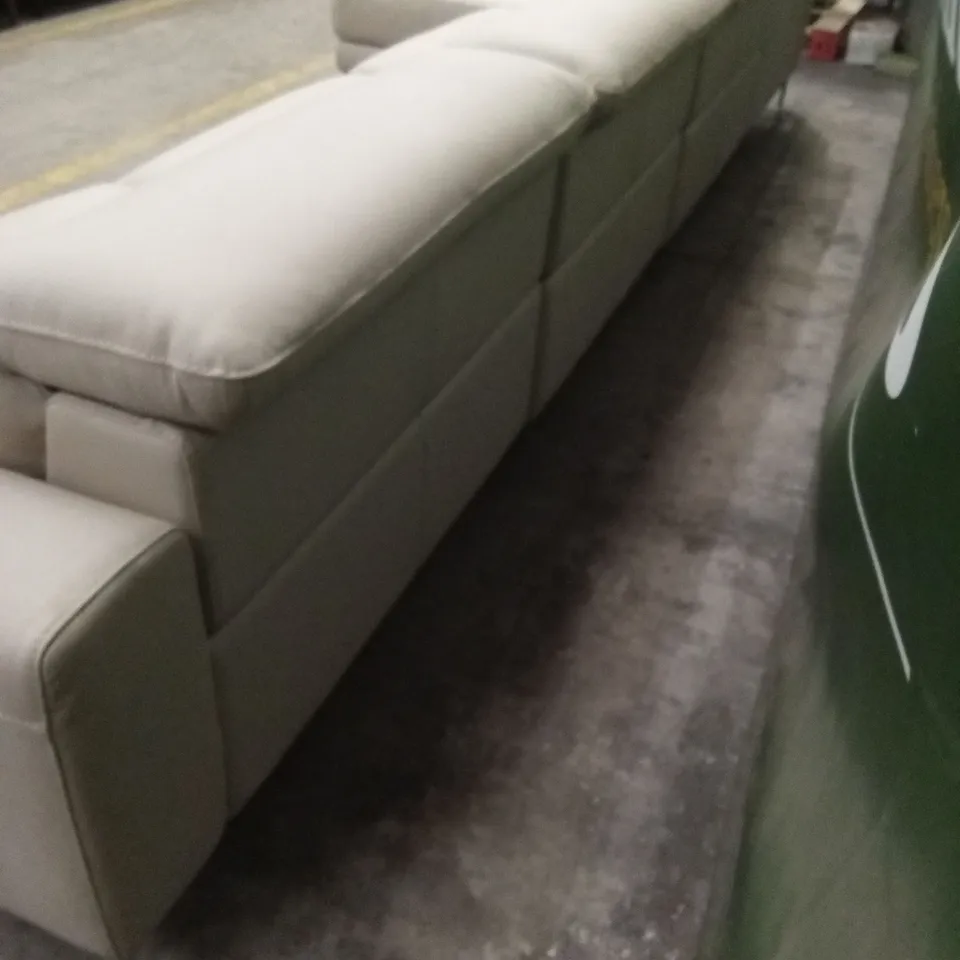 QUALITY DESIGNER ITALIAN MADE GARY LEATHER LARGE ELECTRIC RECLINER SOFA