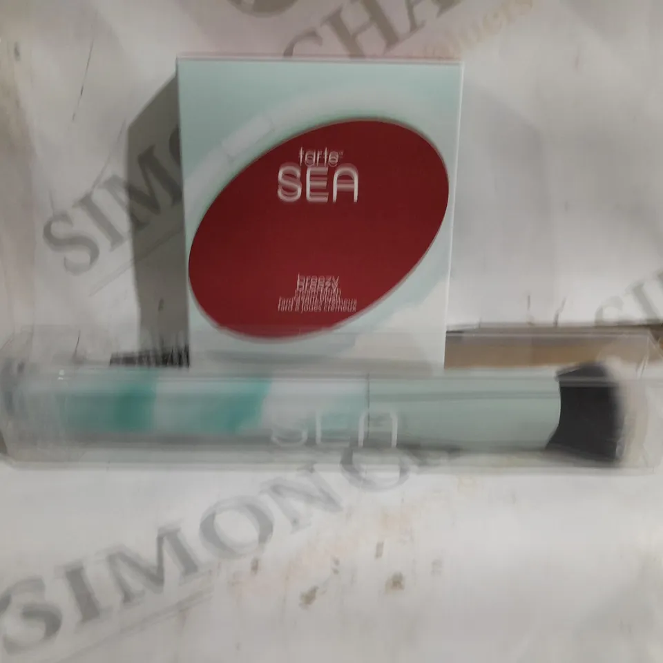 TARTE SEA BREEZY CREAM BRUSH AND BLUSHER