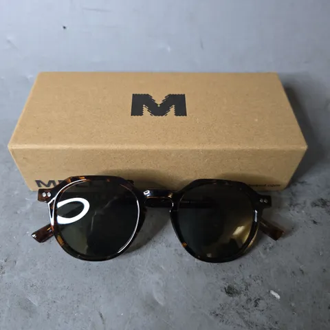 BOXED MELLER LIGHT TINT SUNGLASSES