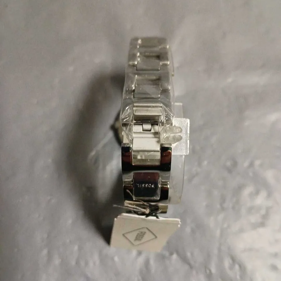 UNBOXED FOSSIL STAINLESS STEEL LADIES WATCH