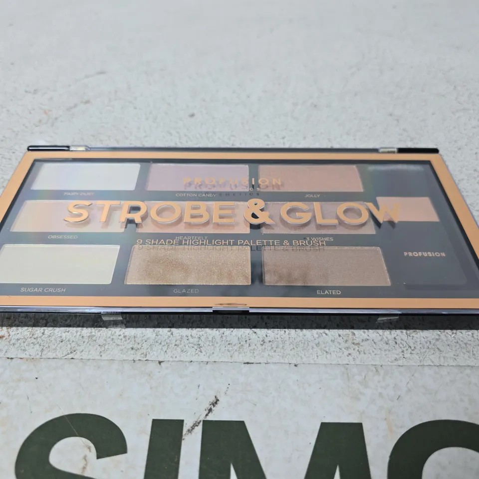 PROFUSION STROBE & GLOW 9-SHADE HIGHLIGHT PALETTE & BRUSH