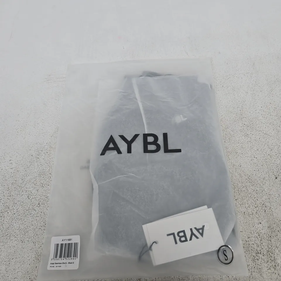 BAGGED AYBL ADAPT SEAMLESS SHORTS – BLACK, UK S