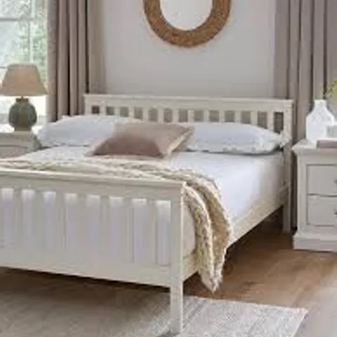BOXED DAWSON KING SIZE WOODEN BED (1 BOX)