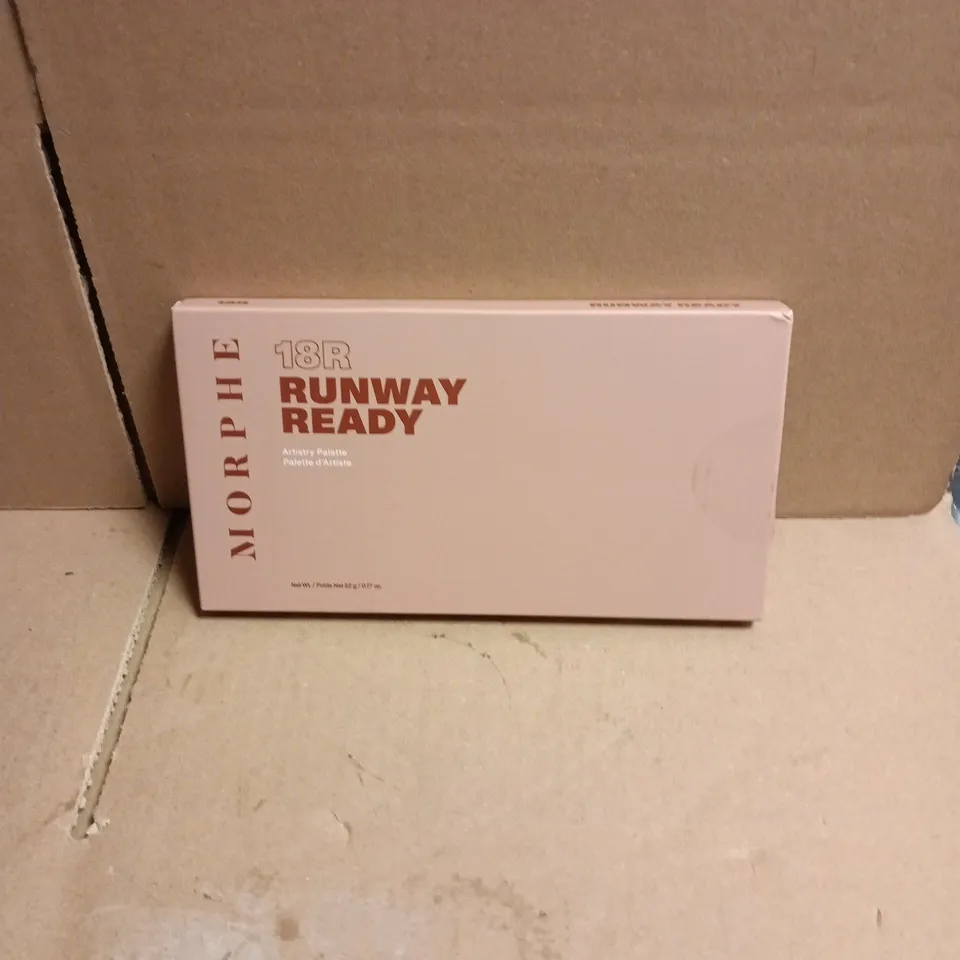 MORPHE  18R RUNWAY READY PALETTE – 18-SHADE EYESHADOW PALETTE