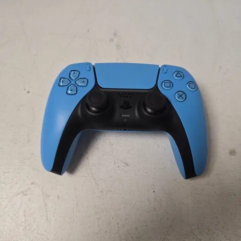 SONY CFI-ZCT1W PLAYSTATION 5 DUALSENSE WIRELESS CONTROLLER IN BLUE