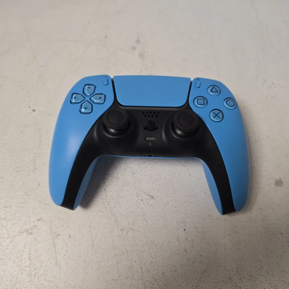 SONY CFI-ZCT1W PLAYSTATION 5 DUALSENSE WIRELESS CONTROLLER IN BLUE
