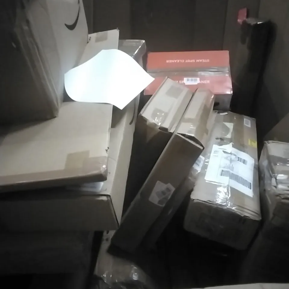 PALLET OF ASSORTED ITEMS TO INCLUDE; SPOT CARPET CLEANER, ELECTRIC GRASS TRIMMER, RETRACTABLE GATE