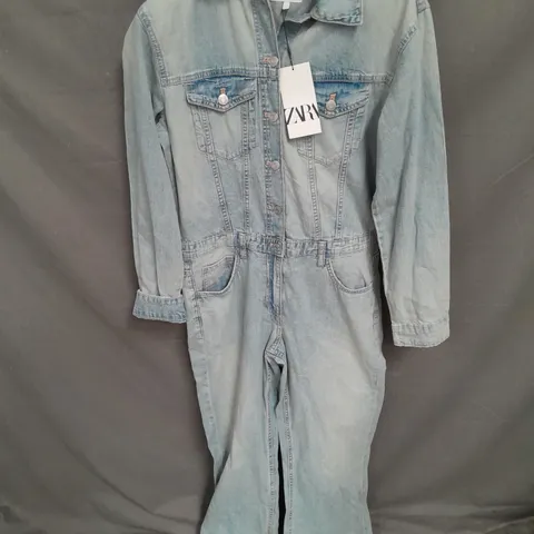 ZARA BOILERSUIT IN LIGHT BLUE DENIM SIZE S