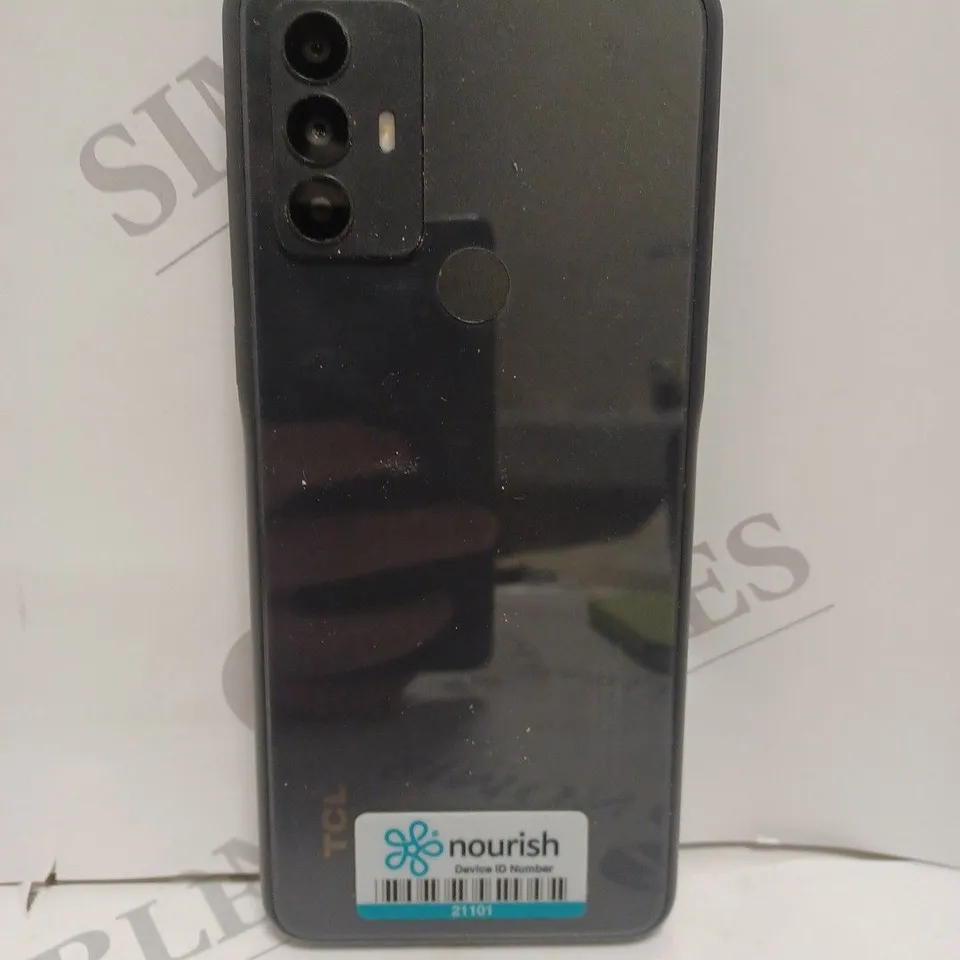 TCL 306 SMARTPHONE 