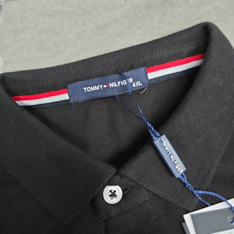 TOMMY HILFIGER POLO SHIRT IN BLACK - 4XL