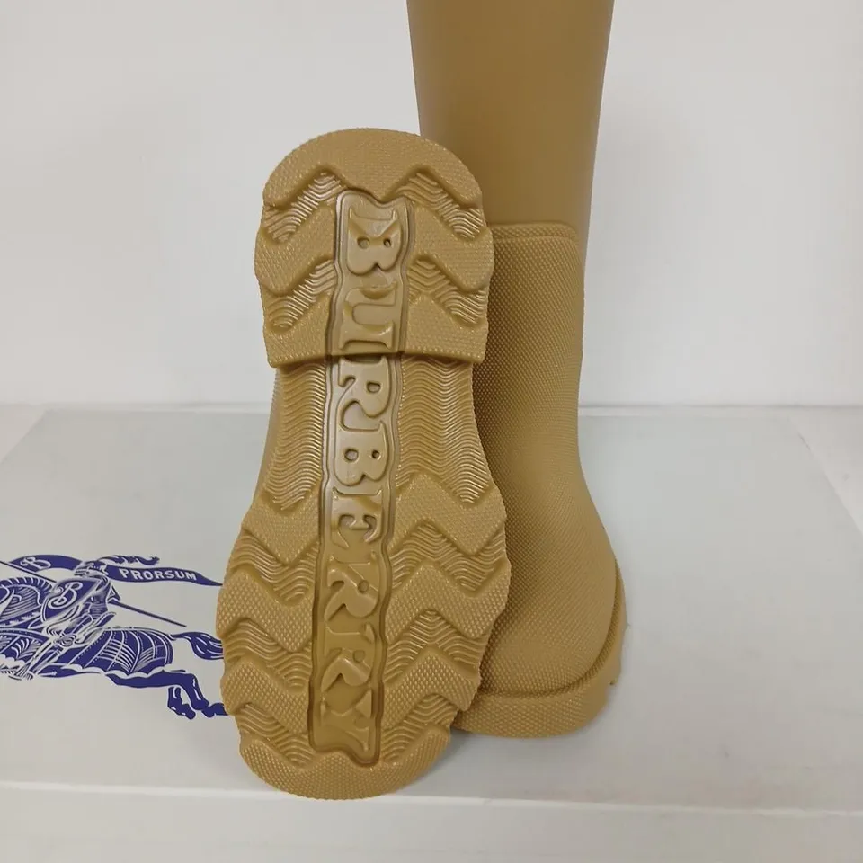 BURBERRY RUBBER BOOT – MANILLA, UK 5 (EU 38)