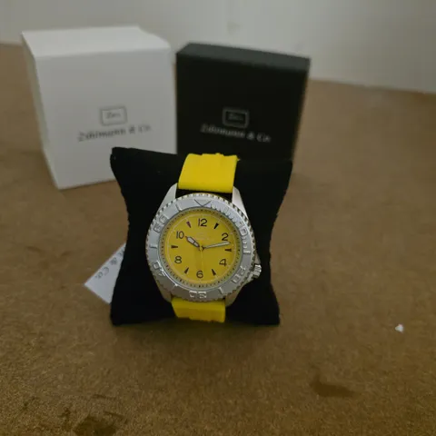 ZIHLMANN & CO. DIVER-STYLE WRISTWATCH, YELLOW DIAL & STRAP