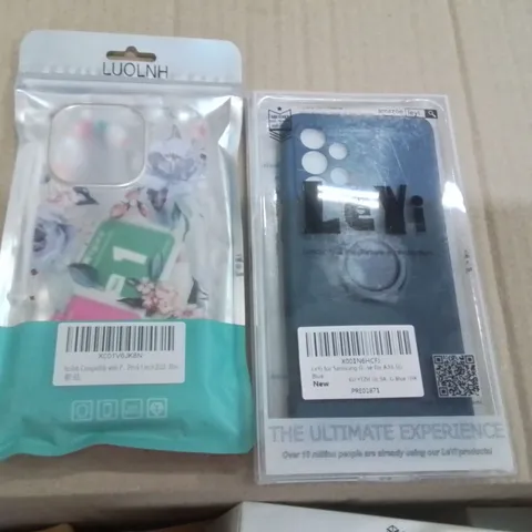 PALLET CONTAINING A LARGE QUANTITY OF PHONE CASES,SCREEN PROTECTORS 