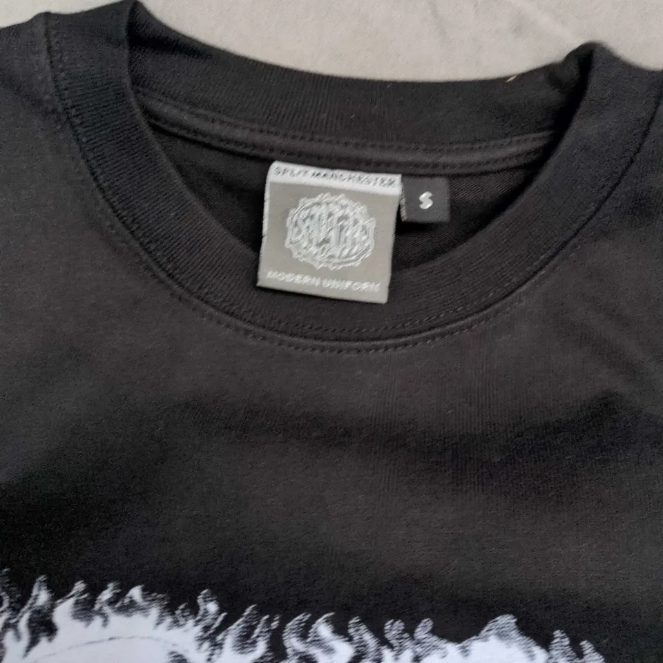 SPLIT MCR PROFESSOR TEE IN BLACK, UK SIZE S