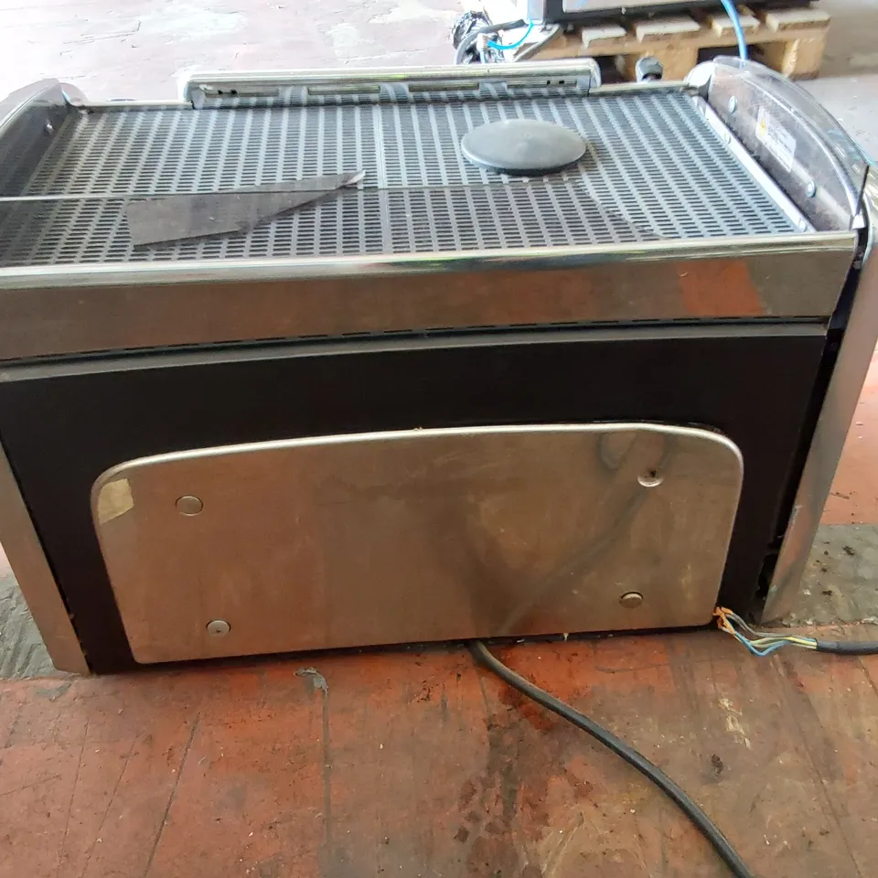 FAEMA EMBLEMA 2 GROUP ESPRESSO MACHINE