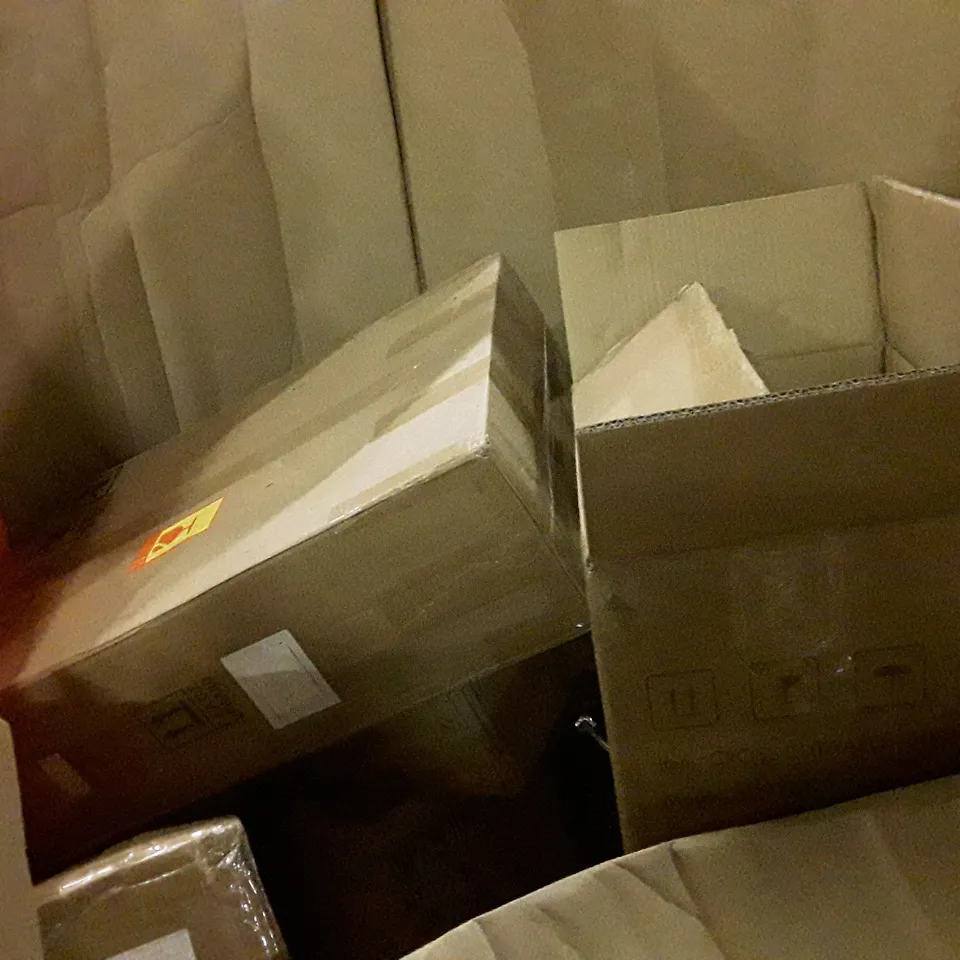 PALLET CONTAINING ASSORTED HOUSEHOLD PRODUCTS INCLUDING INFLATABLE PADDLE BOARD, BATHROOM LED MIRROR, PAPER SHREDDER ETC