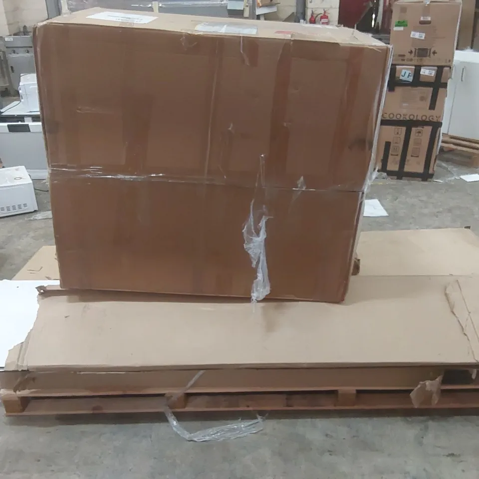 PALLET CONTAINING A LARGE QUANTITY OF ASSORTED FURNITURE PARTS ECT