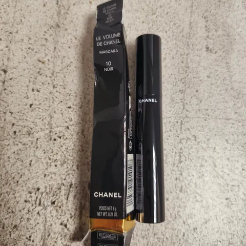 BOXED CHANEL LE VOLUME DE CHANEL - 10 NOIR