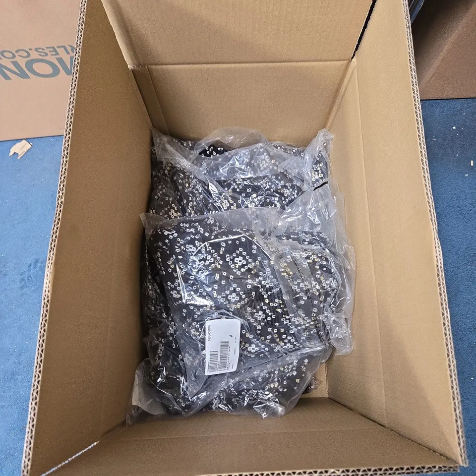 BOX OF APPROXIMATELY 6 X MONSOON 3/4 SLEEVE SHIRT DRESS, MULTI COLOURED PATTERN. UK SIZE 10