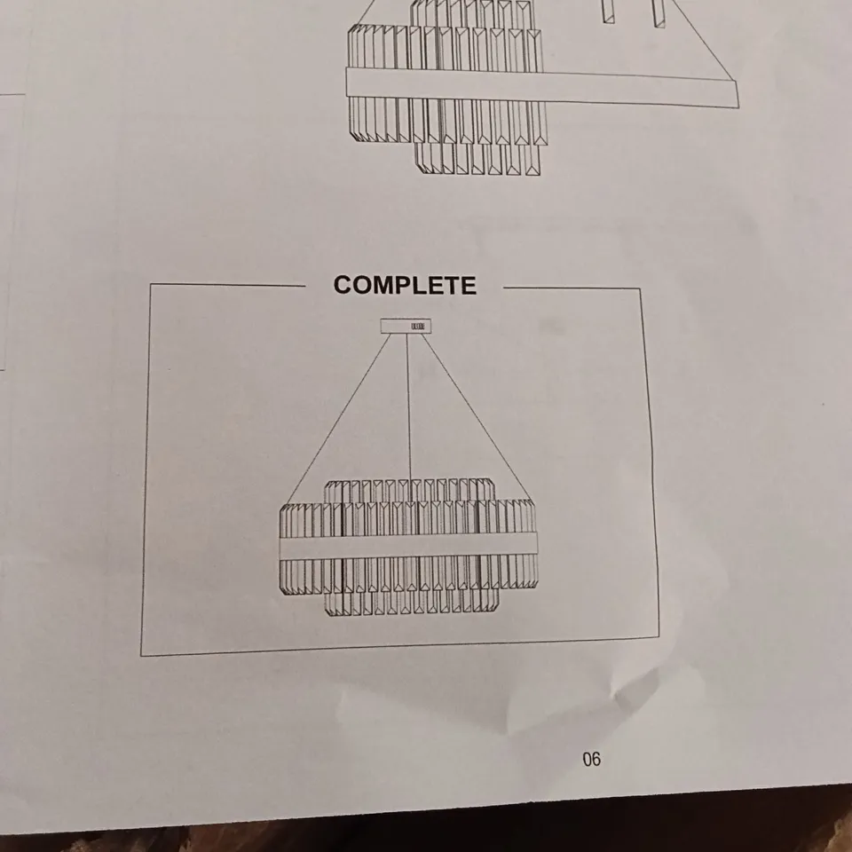 BOXED CHANDELIER LIGHT PENDANT - GOLD/GLASS (1 BOX) 